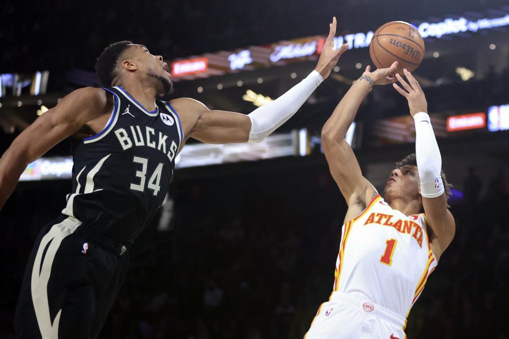 骆建佑凭借 骆建佑凭借