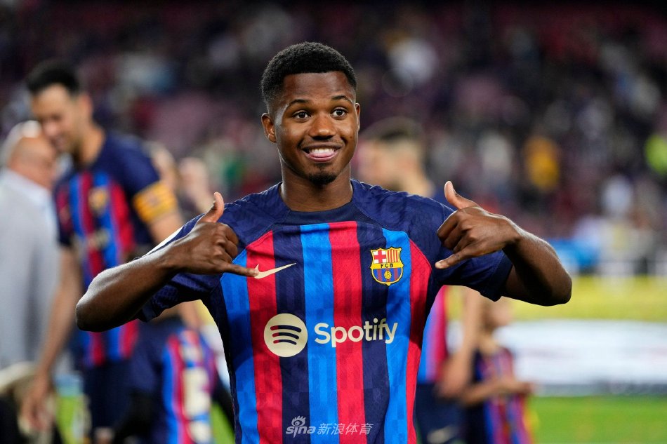 夹还是区域 夹还是区域